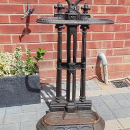 Here we have a stunning old antique coalbrookdale cast iron umbrella stand.. In excellent condition, has the diamond registration stamp to the base. Ref. (#1099)

 Height........ approx 29.5 inch / 75 cm
 Length........ approx 15.5 inch / 39 cm
 Width........ approx 6.5 inch / 16.5 cm

Pick up only, Dy4 area. Cash on collection.