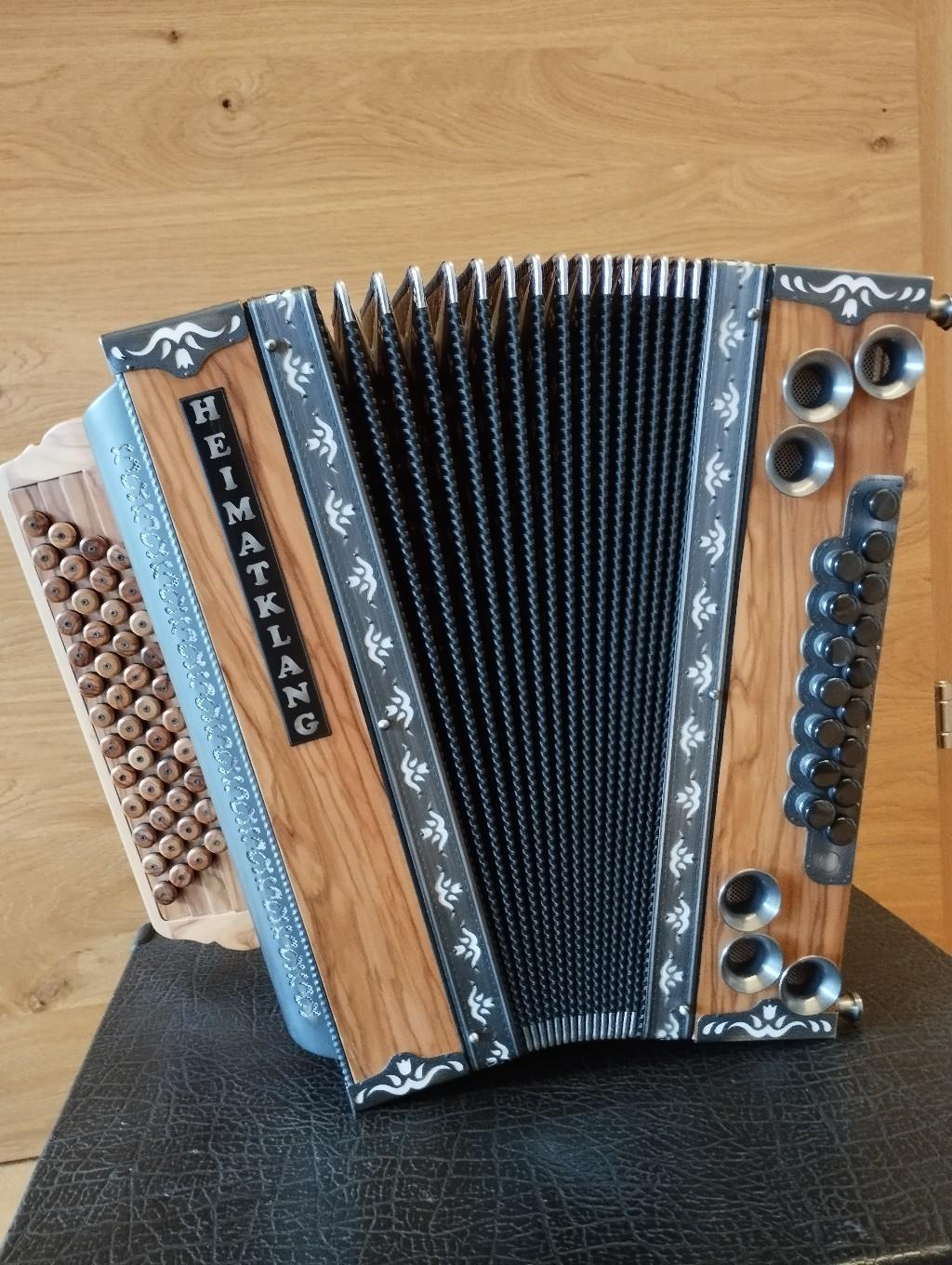 Steirische Harmonika - B/Es/As/Des - In 6134 Vomp Für 2.999,00 € Zum ...