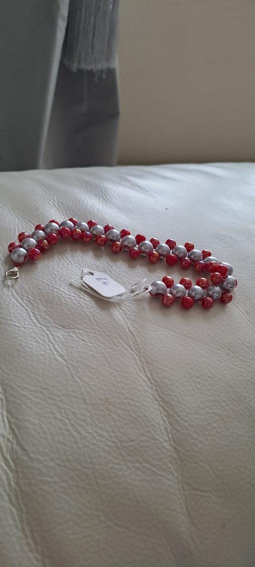 Buy & Sell Essex Southend-on-Sea - Photos for Red and pearlised bracelet