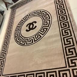 Brand new a beautiful Roma collection rugs channel beige/ brown size 290x200cm dining room £110
Collection le5