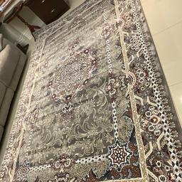 Brand new A beautiful Isfahan large thick grey rugs size 300x200 cm £150
Collection le5