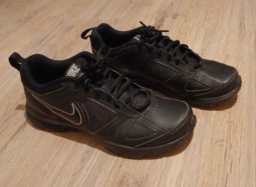 Buy & Sell Merseyside Wirral - Photos for NIKE T-Lite XI Trainers