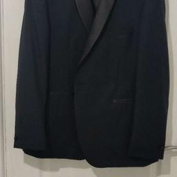 SIZE:
Blazer: 44 Small (Tailored Fit)
Waistcoat: 48 Regular
Trousers: 38 Regular

Worn only once, dry cleaned and steamed. Perfect for weddings, dinner and formal occasions.
Perfect condition.

Comes with an official Skopes suit cover bag!

Tailored fit dinner suit in a refined shadow check fabric. Sharp silhouette, satin collar and cloth-covered buttons speak for themselves.

Jacket: Single breasted 1 button fastening, straight jetted satin pockets, centre back vent, cloth covered buttons and tonal pattern lining.

Trouser: Flat front style suit trouser with satin piping below waistband, slant side pockets, jetted cash pocket near waistband, jetted hip pockets, lined to knee and taped hems.

Waistcoat:Single breasted five button fastening suit waistcoat, jetted lower waist welt pockets, jetted ticket pocket, tonal pattern lining with adjustable back strap.

RRP: £250. Selling at £180.

Collection from Blackburn or delivery within Blackburn/Darwen/Preston.