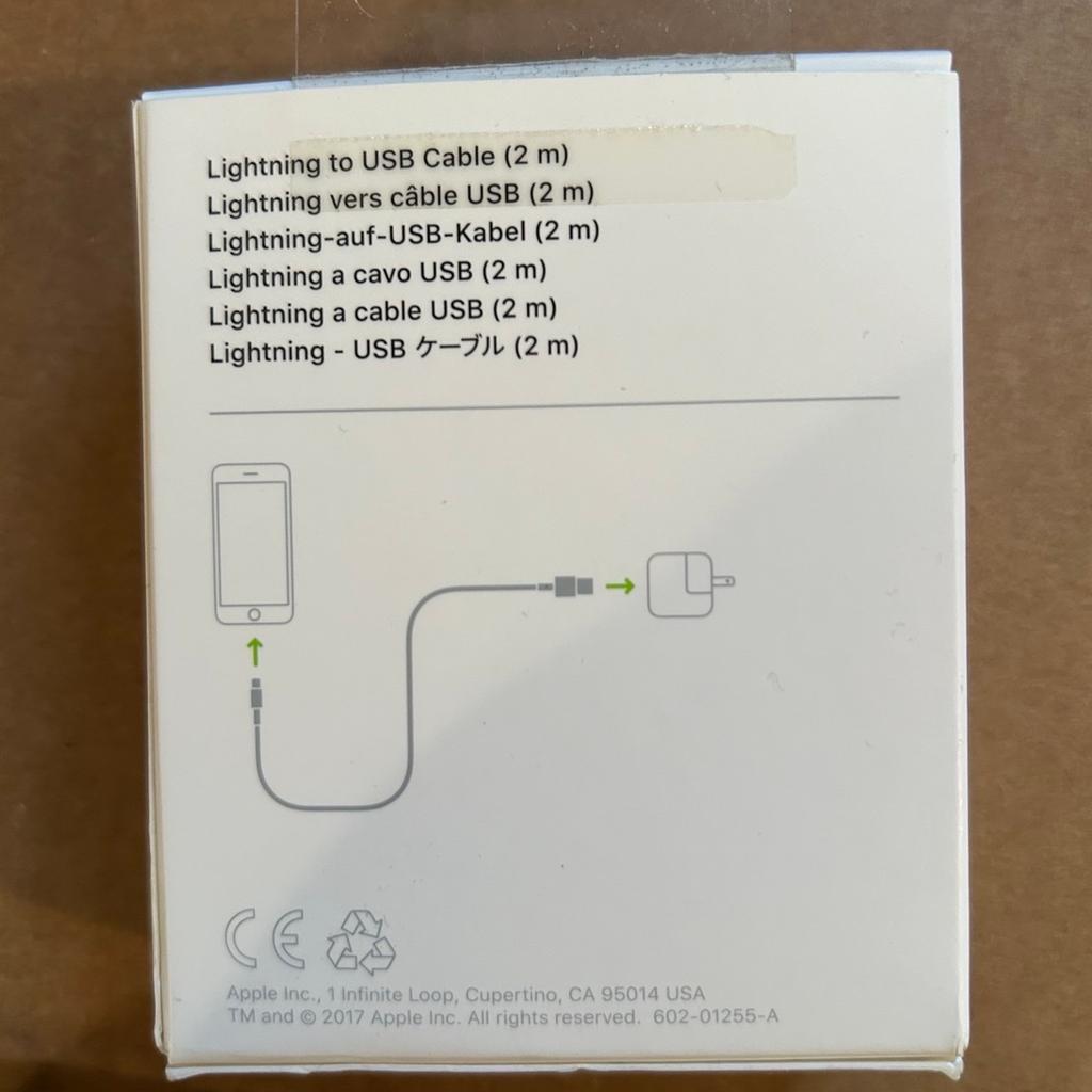 Verkaufe ein 2 Meter Ladekabel von Apple für das iPhone
Lightning auf USB

Neupreis: 35€