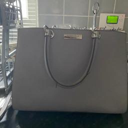 Carvela light grey bag with strap. Minor wear in handles but in very good condition.

Collection is between Angel and Old Street, opposite McDonald's. There is a post box on this street.

Please note that I have commitments during the weekdays. So please be patient. If you choose more than one item that I am selling I will give you a good deal.