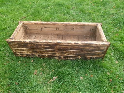 Buy & Sell Kent Medway - Kent - Photos for Large wooden trough planter