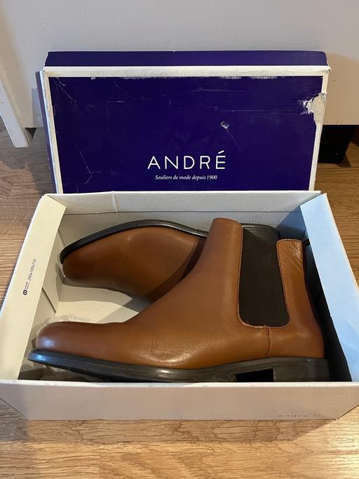 Buy & Sell South West London Wandsworth Road - South West London - Photos for Leather tan ankle boots - rarely worn