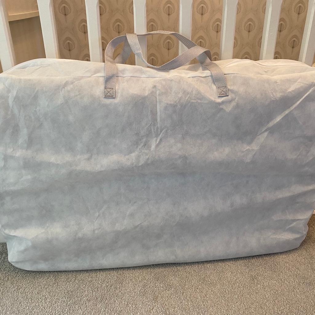 Chicco Next2Me crib,
Grey
Used for seven months before transitioning to new cot.
Good condition, some small stains on mattress (see pic)
Can be lowered on different settings
Straps included to attach to bed where applicable.
Need gone asap