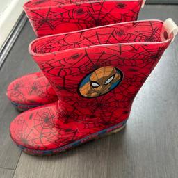 Spider-Man light up children’s wellies in size 12 in good condition

Collection only