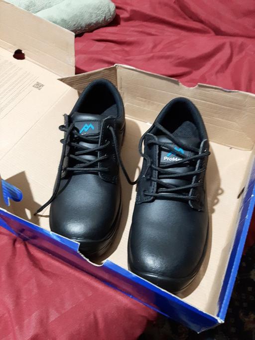 Buy & Sell Slough Farnham Royal - Slough - Photos for steel toe work shoes