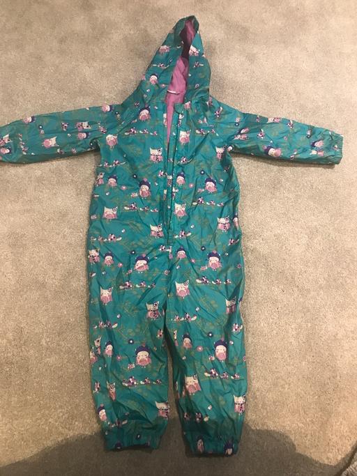 Buy & Sell West Midlands Wolverhampton - Photos for Rain suite