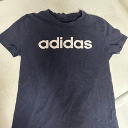 T-Shirt von Adidas Damen Gr S. Ohne Mängel. Nur die Farbe ist ausgewaschen. Daher der günstige Preis
Privatverkauf. Keine Garantie, keine Rücknahme
Versand möglich. Kosten und Risiko trägt der Käufer