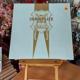 Sammlerstück

Langspielplatte von MADONNA The Immaculate Collection - 1990 German Double vinyl LP

1. Holiday
2. Lucky Star
3. Borderline
4. Like A Virgin
5. Material Girl
6. Crazy For You
7. Into The Groove
8. Live To Tell
9. Papa Don't Preach
10. Open Your Heart
11. La Isla Bonita
12. Like A Prayer
13. Express Yourself
14. Cherish
15. Vogue
16. Justify My Love
17. Rescue Me