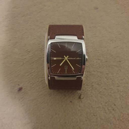 Buy & Sell Cheshire West and Chester Mollington - Cheshire West and Chester - Photos for Mens Thick Brown Leather Watch