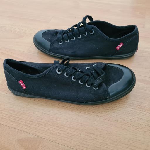 Buy & Sell South East London Croydon - Photos for Men's/Boy's Levi Trainers