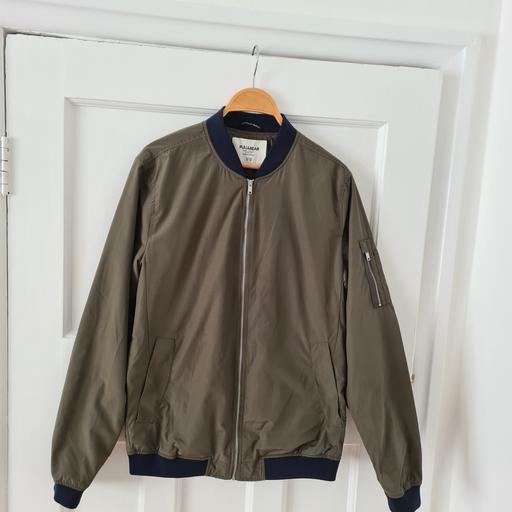 Buy & Sell South East London Croydon - Photos for Men's Pulls&Bear Bomber Jacket