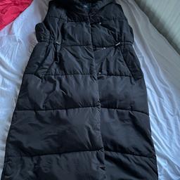 River island gillet. Size M
Worn for a month. No longer wanted