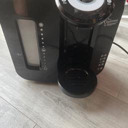 Tommee tippee prep machine in black. Needs a new filter for it but otherwise generally good condition