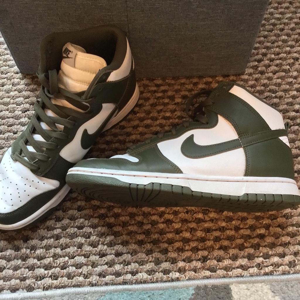 Nike dunk high green and white. Only worn few times. Selling for £60 but willing to listen to reasonable offers