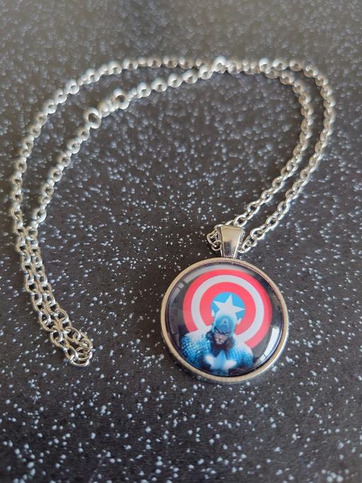 Buy & Sell Leicestershire Charnwood - Photos for Captain America necklace