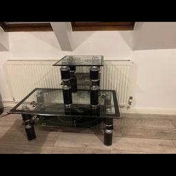 Beautiful decorated glass coffee table with matching side table, in great condition no chips or scratches ( I have the second side table but has a small chip which I can add for an extra £15 )

Selling as I am moving home and do not have the space for it.

Location is NW7
