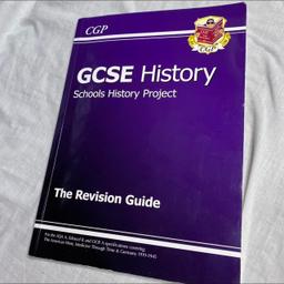 PRETTY MUCH BRAND NEW USED ONCE || history book gcse revision 

AQA OCR EDEXEL

My price: £6 

✨no writing inside brand new looks amazing 
✨no rips tears or faults
✨shines like new

🚙£1.50 uk delivery
✈️message me for international shipping