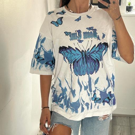 Buy & Sell West Midlands Sandwell - Photos for Brand new butterfly shirt unisex size M