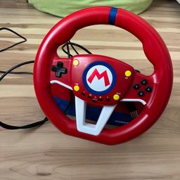 HORI Nintendo Switch Gaming Lenkrad Mario Kart Racing Wheel plus Pedale!

Versand 5,60€