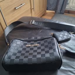 New bag with coin purse no offers