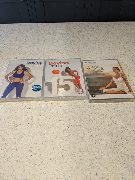 Buy & Sell West Midlands Sandwell - Photos for 3 x yoga dvds new davina