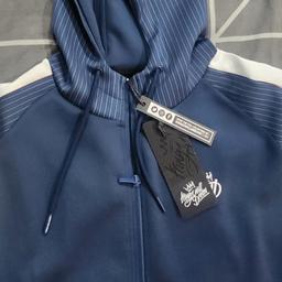 King's Will Dream Hoodie

Brand New

Size: Small
Colour: Blue
RRP: £55