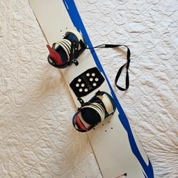 Hooger (Made in Austria) Snowboard inkl. verstellbarer Bindung für Softboots. gebraucht

Preis exkl. Versandkosten.

Privatverkauf: Kein Umtausch, Keine Rücknahme, Keine Rückzahlung, Keine Garantie, Keine Gewährleistung!