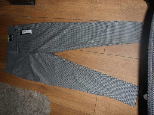 Buy & Sell Greater Manchester Manchester - Photos for LADIES M&S SKINNY STRETCHY TROUSERS 12