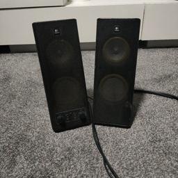 Logitech wired speakers. In good condition. Have been used so have age-related marks, which can be seen in the photos. Message for any videos of the speakers playing, as they work fine and will be happy to provide any videos, etc. Collection preferred.