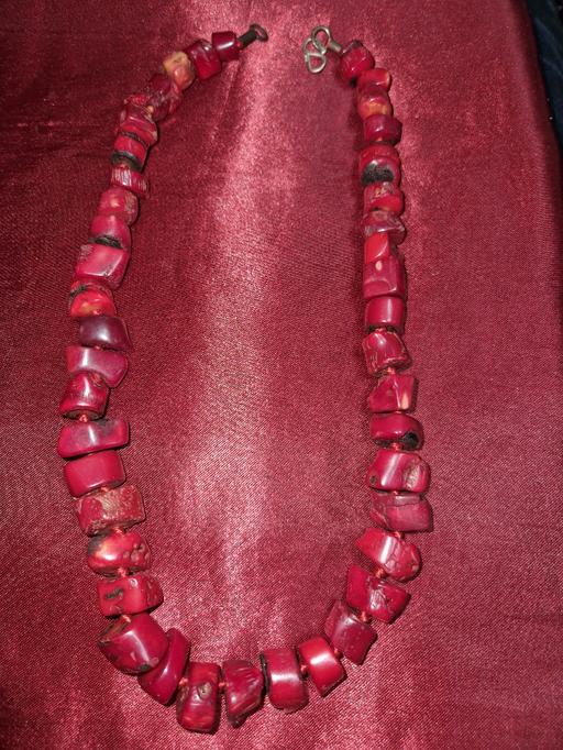 Buy & Sell St Johns South East London - Photos for New Bamboo Coral necklace
