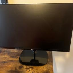 Used like new- no damage
Very good screen quality
Ideal for home office
HDMI-in
DVI-D in
DC- in
D-sub in

“LG 23MP67VQ-P- 23" IPS LED TV Monitor - VGA/DVI/HDMI