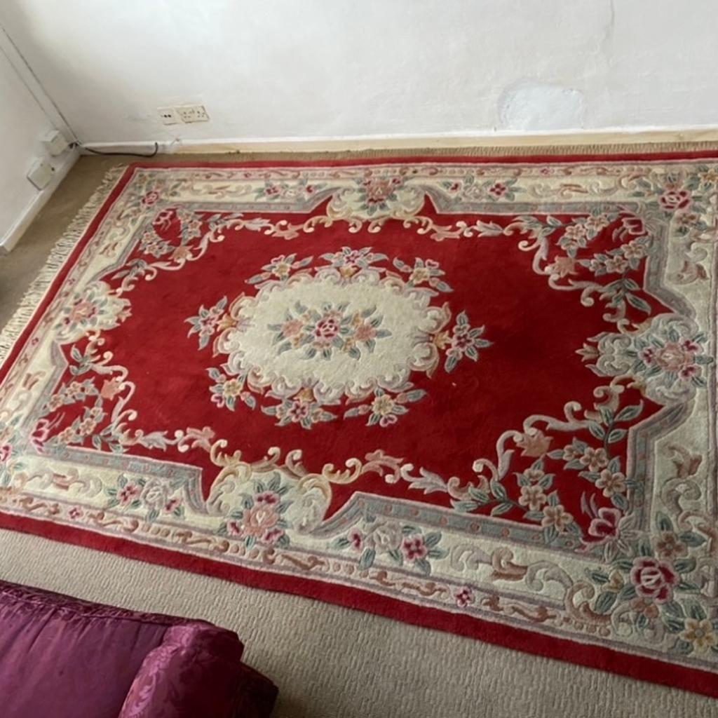 Large Asian / Chinese rug.
295 cm ( 9 foot 9inch ) long x 187cm ( 6 foot 1 1/2 inch wide.

*Cash on collection only*
Crookesmoor Sheffield