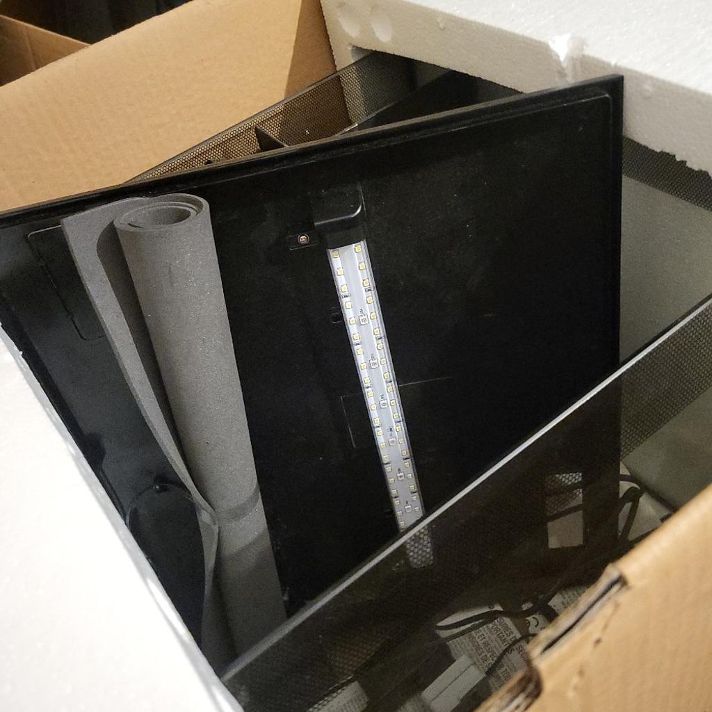 fish tank new boxed 57l fluval flex in E6 London for £135.00 for sale ...