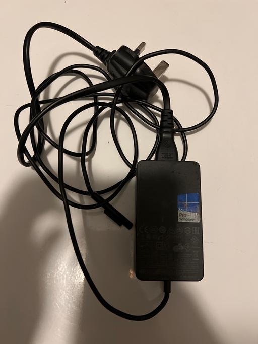 Buy & Sell East London Walthamstow - East London - Photos for Micro soft pro charger