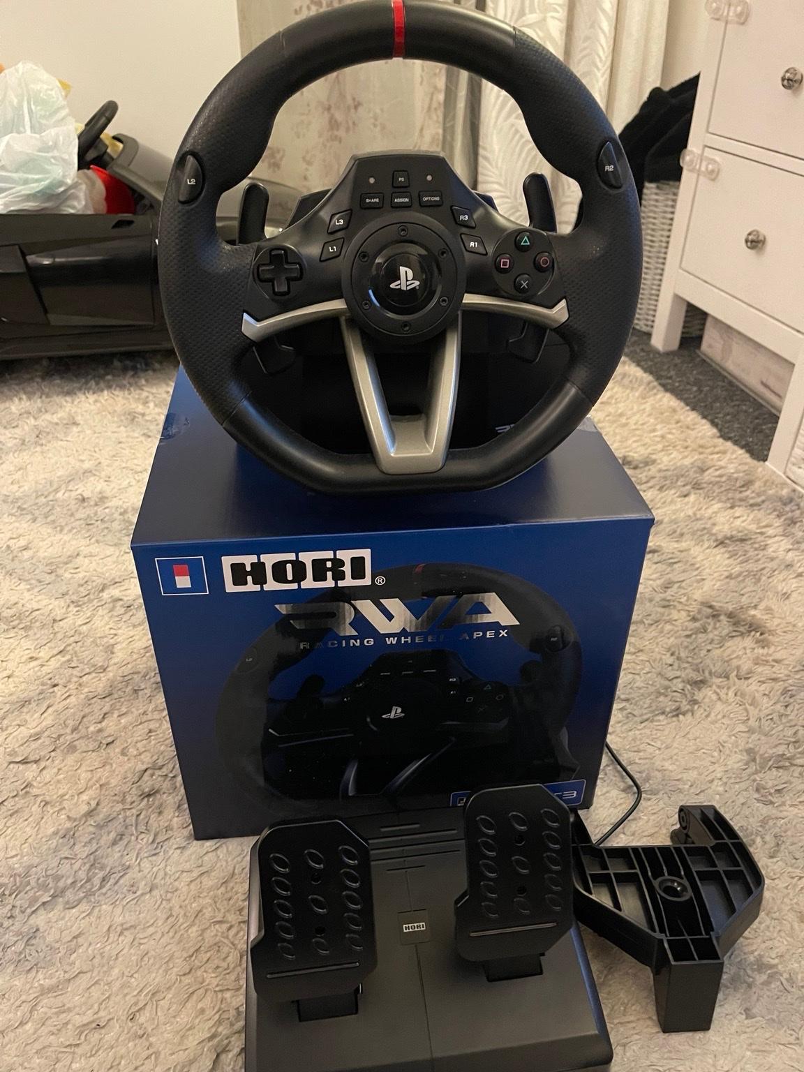 PS5 HORI STEERING WHEEL in E14 London for £50.00 for sale | Shpock