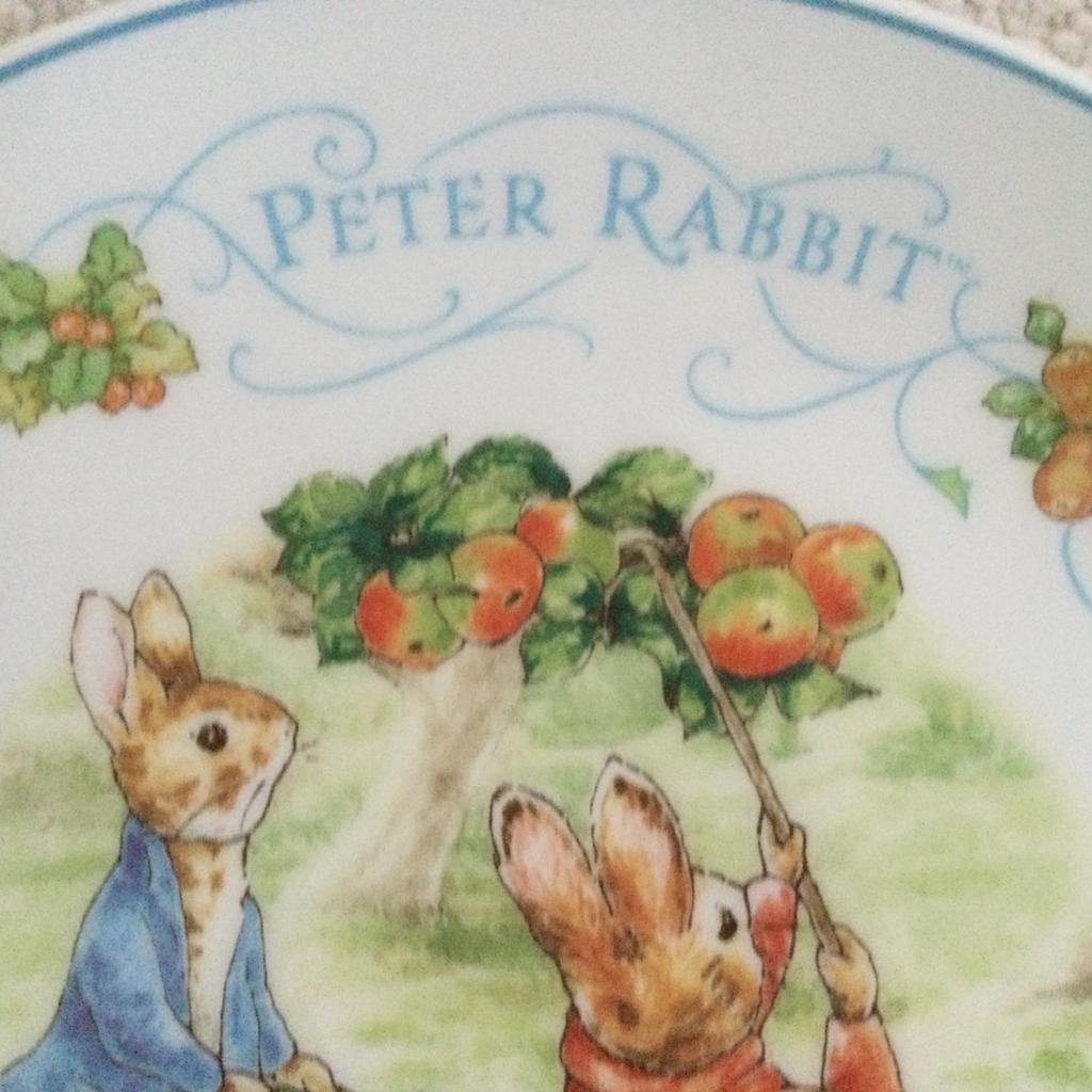 Made in England by Wedgwood

Presenting a super novelty Birthday Gift Plate, Peter Rabbit wishing a Happy Birthday for 2000

Unused and in immaculate condition, would make a lovely gift

Width 8" inches

Will arrive bubble-wrapped & safely protected for shipping

Thank you for looking 😀