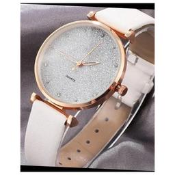 Quartz ladies watch
Leather strap
Sparkle

Band length 24
Band width 15

Brand new
Available for collection Blackpool or postage