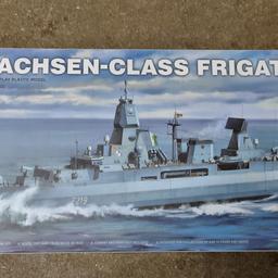 Modellbausatz der Marine Fregatte Sachsen 1:350 

Preis 39€

Versand +7€