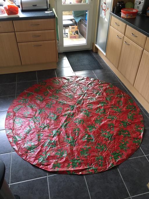 Buy & Sell Romford Havering - Photos for Christmas table cloth