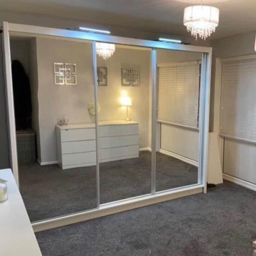 Buy & Sell Bristol Cotham - Bristol - Photos for Elegant Milan Wardrobe