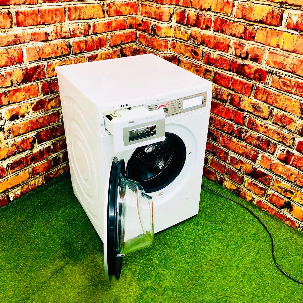 Eine super Waschmaschine von Bosch HomeProfessional mit i-DOS
Modell: WAY32843
Das Geräte wurde geprüft und gereinigt!
Voll funktionsfähig Gebrauchtartikel
⭐1 Jahr Gewährleistung

Tel: 01632563493

Gerätemaße (H x B x T): 84.8 cm x 59.8 cm x 59.0 cm
unterschiebbar ab 85 cm Nischenhöhe

⭐Lieferung gegen Aufpreis möglich.

⭐Anschluss Waschmaschine - 10 Euro

⭐Altgerätemitnahme - Kostenlos

* Energieeffizienzklasse: A+++
* Schleuderdrehzahl in U/min: 1600Maximale
* Nennkapazität: 8 Kilogramm
* Energieverbrauch von 137 kWh/Jahr auf der Grundlage von 220 Standard- Waschzyklen für 60°C- und 40°C- Baumwollprogramme bei vollständiger Befüllung und Teilbefüllung sowie dem Verbrauch der Betriebsarten mit geringer Leistungsaufnahme. Der tatsächliche Energieverbrauch hängt von der Art der Nutzung des Geräts ab.