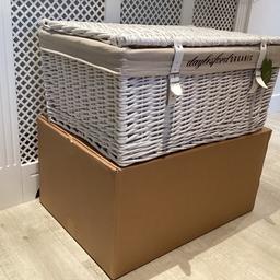 Brand new and unused

Width 25 inches (64cm)
Depth 18 inches (46cm)
Height 12 inches 30cm)

Comes from a smoke and pet free home

 Thank you for looking 😀