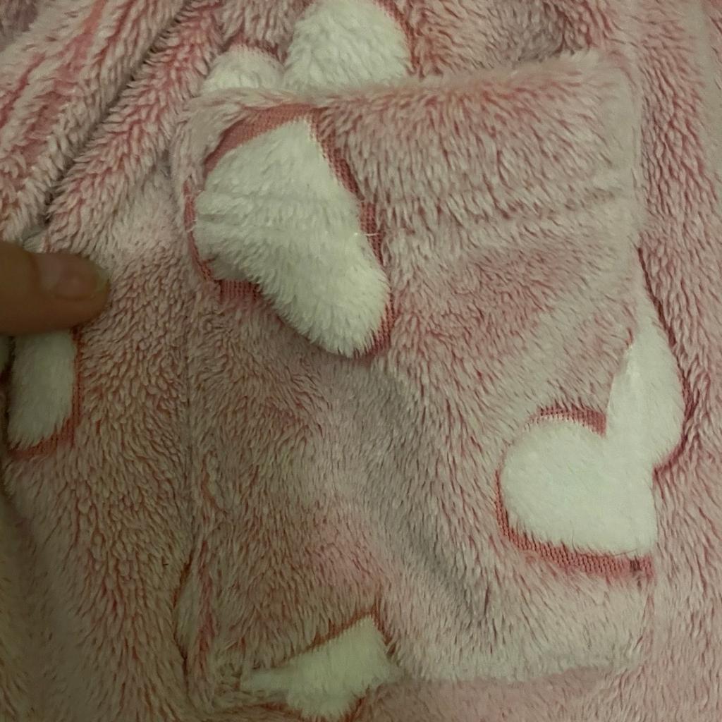 Nutmeg 1218 months girls dressing gown pink in WS1 Walsall for £5.00