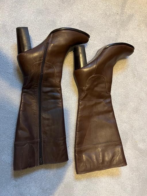 Buy & Sell Surrey Epsom and Ewell - Photos for Destiny brown leather ladies boots size 5