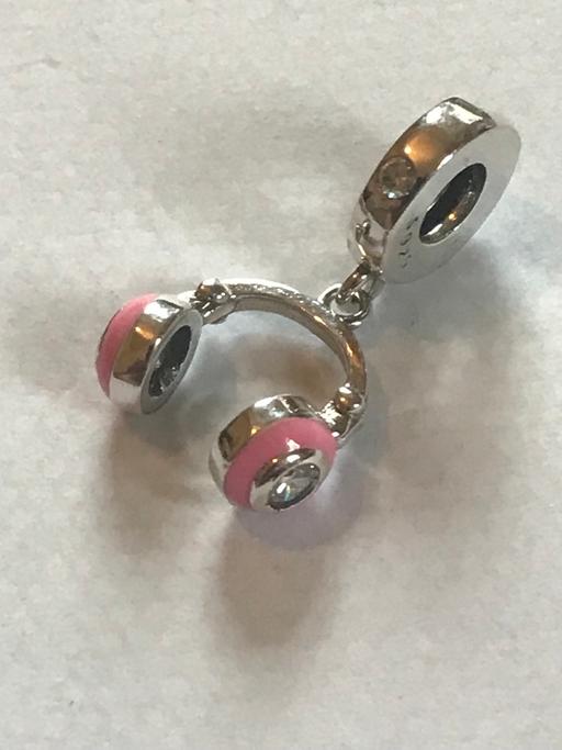 Buy & Sell Greater Manchester Stockport - Photos for Genuine 925 Silver Pink Music headphone Charm